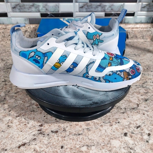 Addidas, custom blues characters - Picture 4 of 5